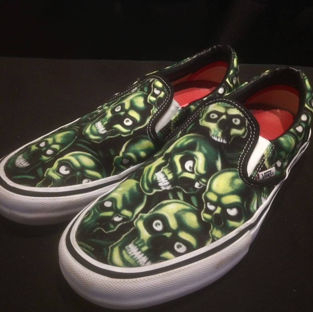 Vans x Supreme Skull Pile Slip On size 10